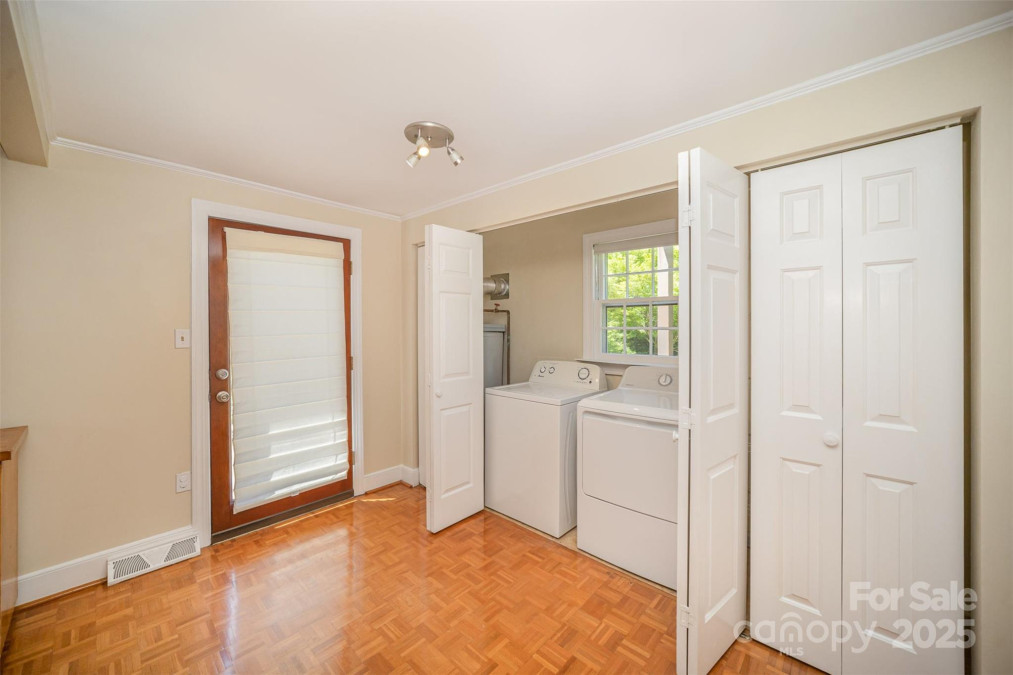 2125 Chatham Ave Charlotte, NC 28205