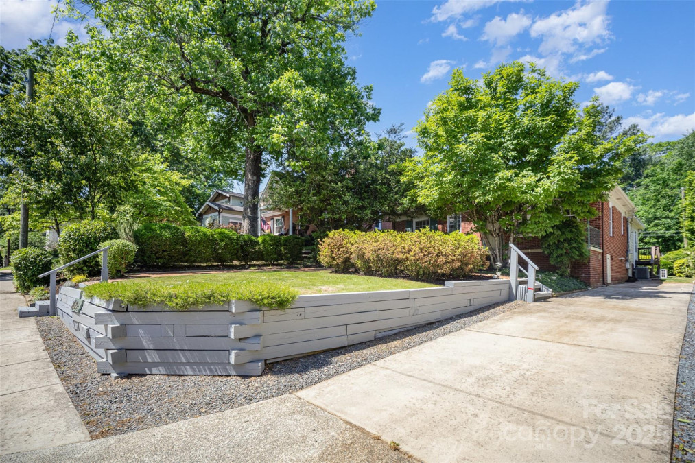 2125 Chatham Ave Charlotte, NC 28205