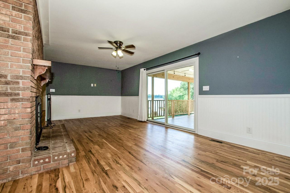 209 Woodstream Cir Mooresville, NC 28117
