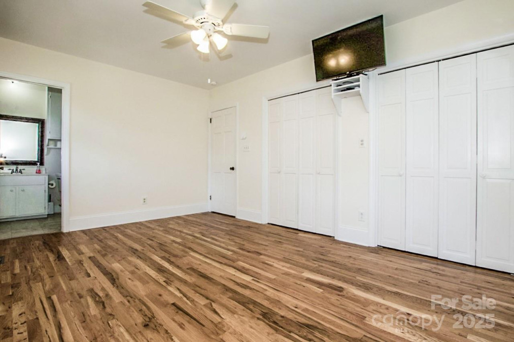 209 Woodstream Cir Mooresville, NC 28117