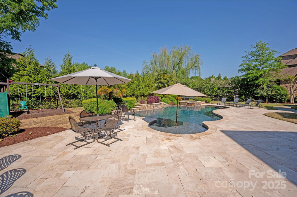 1304 Lookout Cir Waxhaw, NC 28173