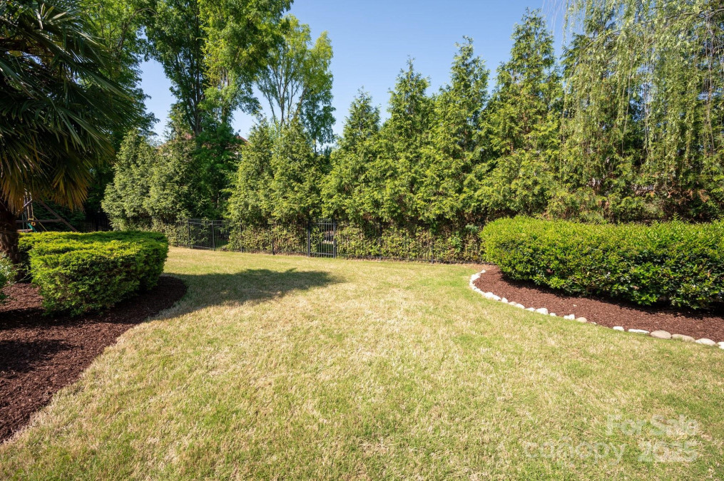 1304 Lookout Cir Waxhaw, NC 28173