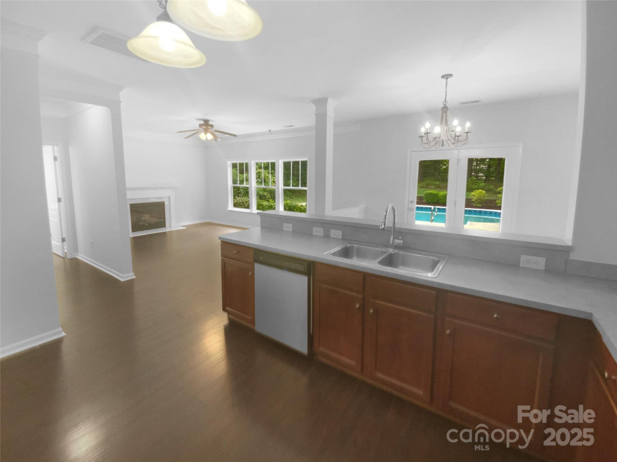 2140 Majestic Poplar Dr Waxhaw, NC 28173