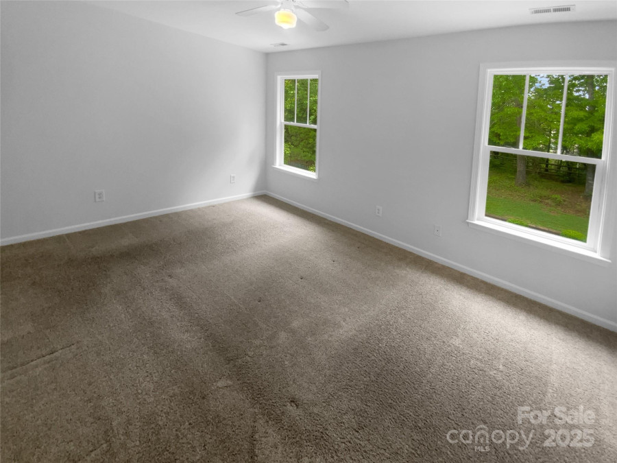 2140 Majestic Poplar Dr Waxhaw, NC 28173