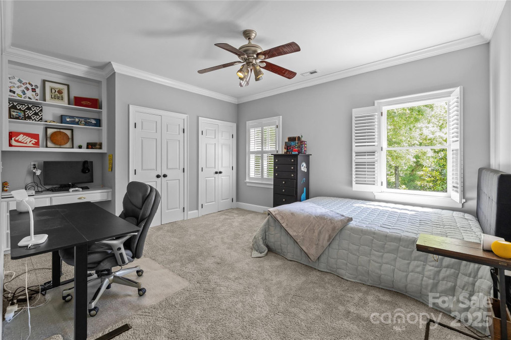 2556 Howerton Ct Charlotte, NC 28270