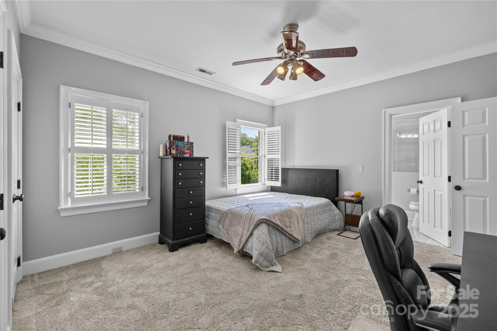 2556 Howerton Ct Charlotte, NC 28270