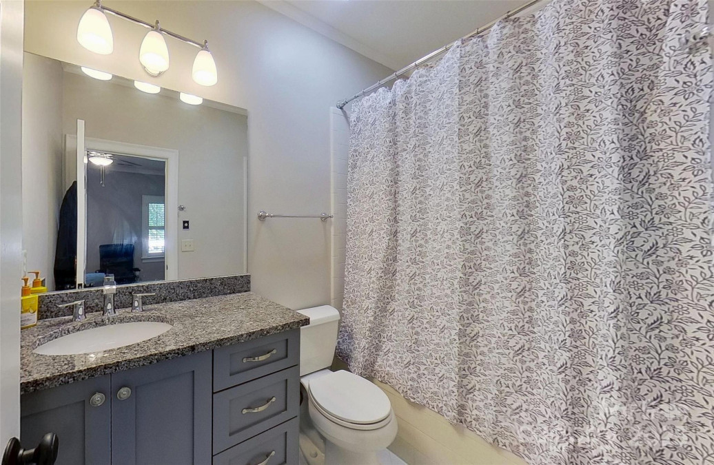 2556 Howerton Ct Charlotte, NC 28270