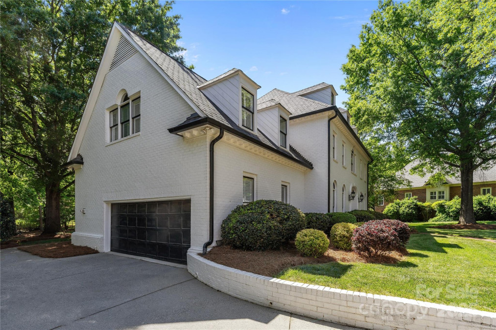 2556 Howerton Ct Charlotte, NC 28270
