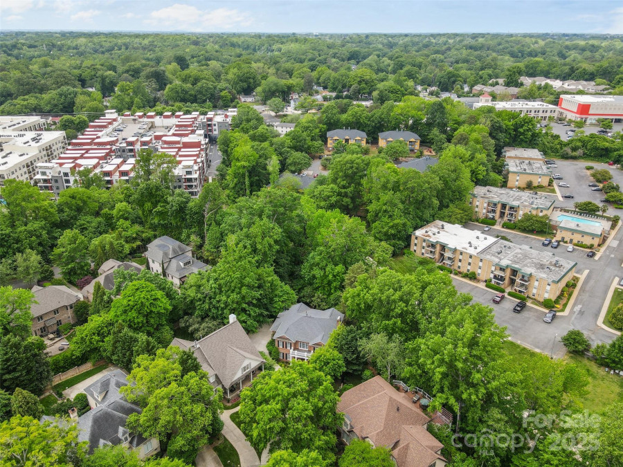1806 Asbury Hall Ct Charlotte, NC 28209