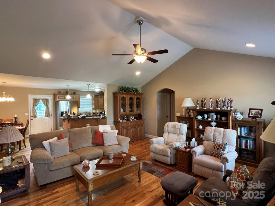 506 Pine St Maiden, NC 28650