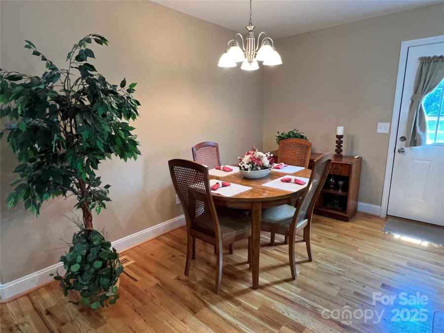 506 Pine St Maiden, NC 28650