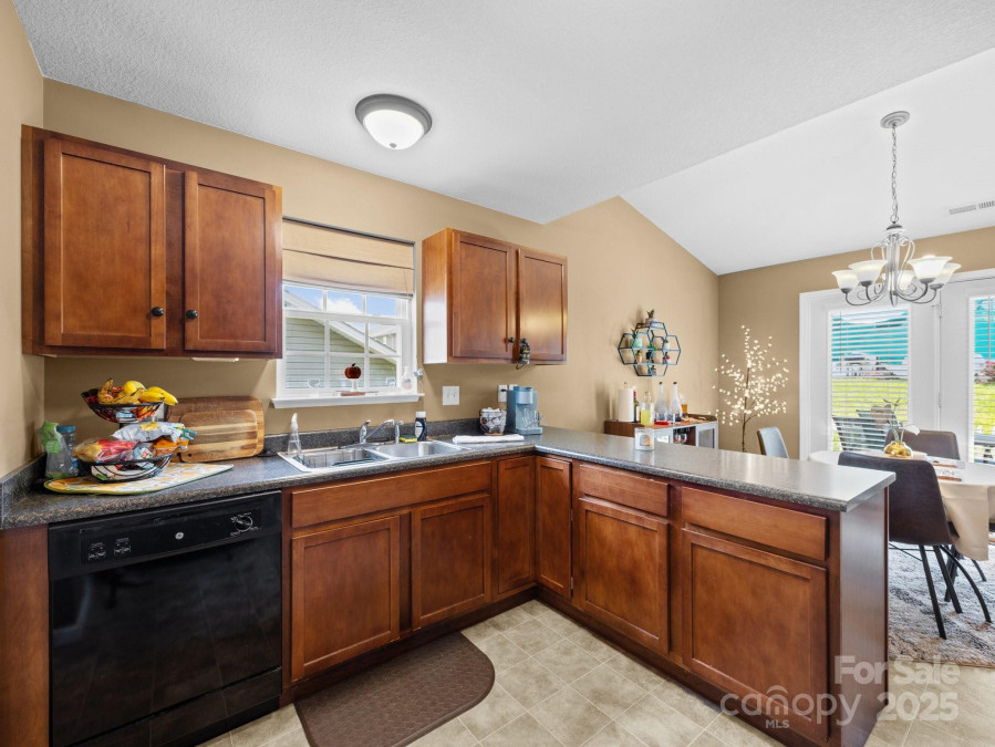 96 Sunny Meadows Blvd Arden, NC 28704