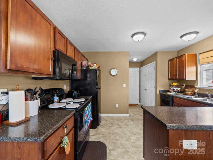 96 Sunny Meadows Blvd Arden, NC 28704
