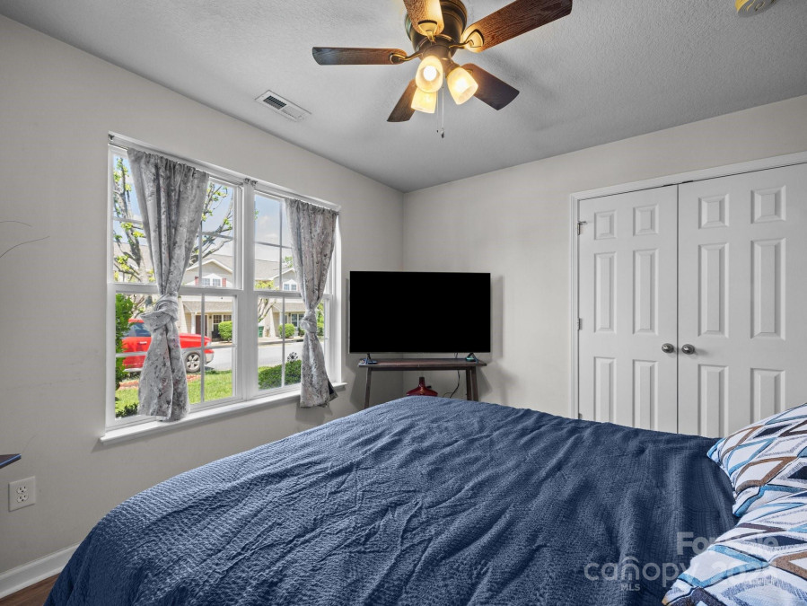 96 Sunny Meadows Blvd Arden, NC 28704