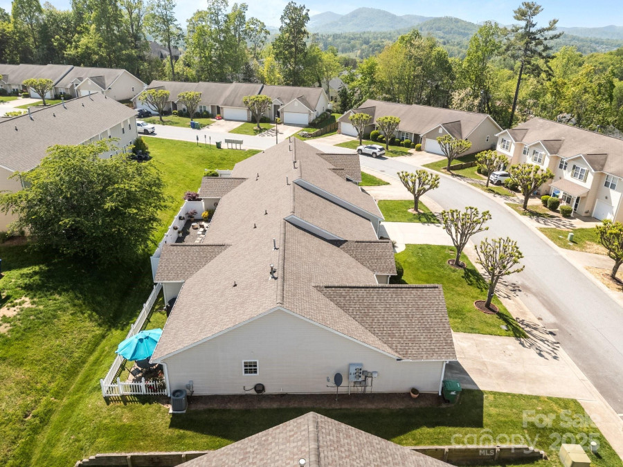 96 Sunny Meadows Blvd Arden, NC 28704