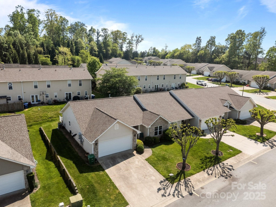 96 Sunny Meadows Blvd Arden, NC 28704