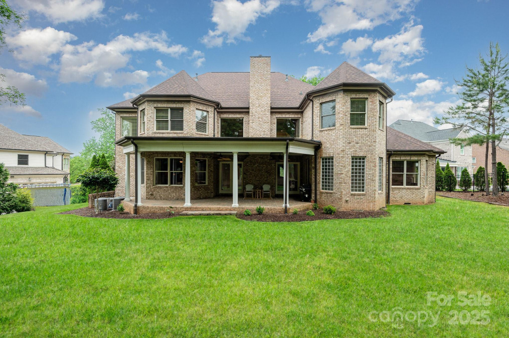 925 Giacomo Dr Waxhaw, NC 28173