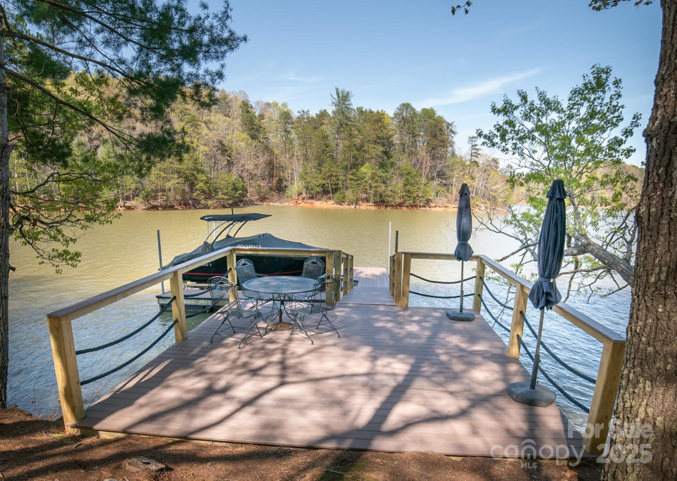 163 Cabin Bluff Dr Marion, NC 28752