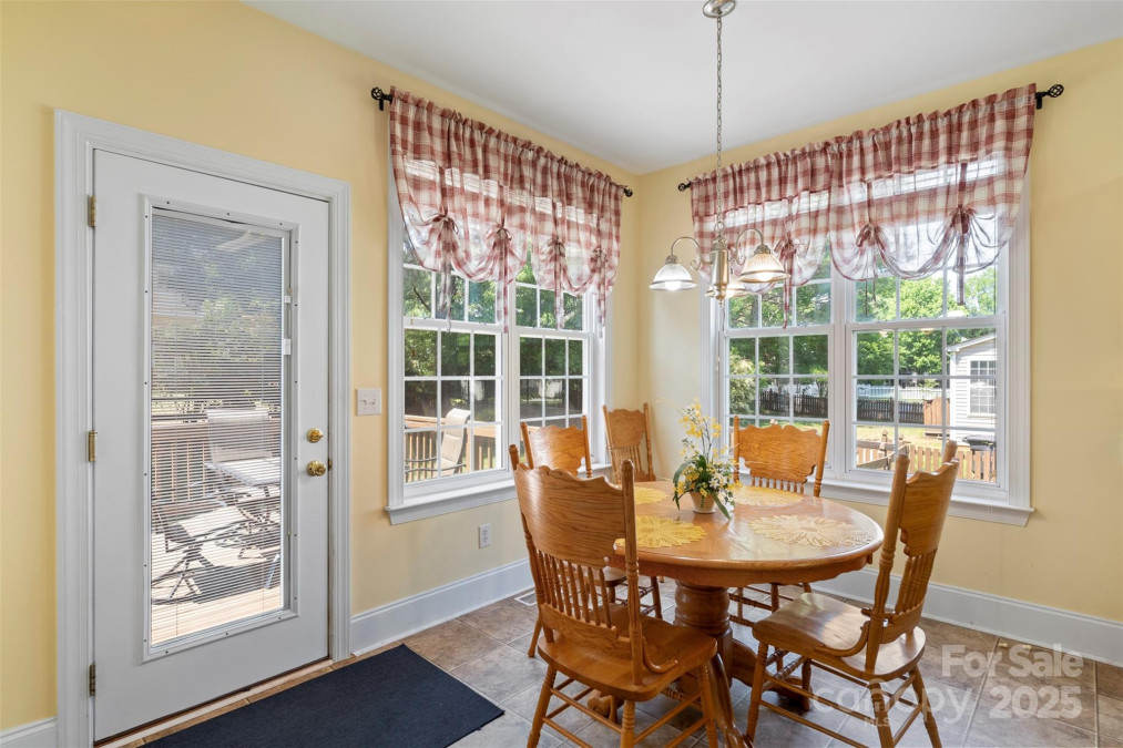 1011 Master Gunner Ct Indian Trail, NC 28079