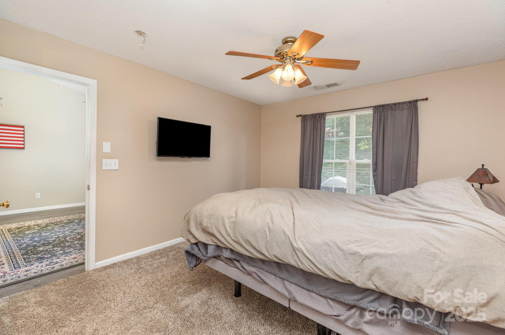 228 Grayland Rd Mooresville, NC 28115