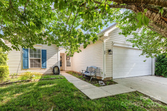 228 Grayland Rd Mooresville, NC 28115