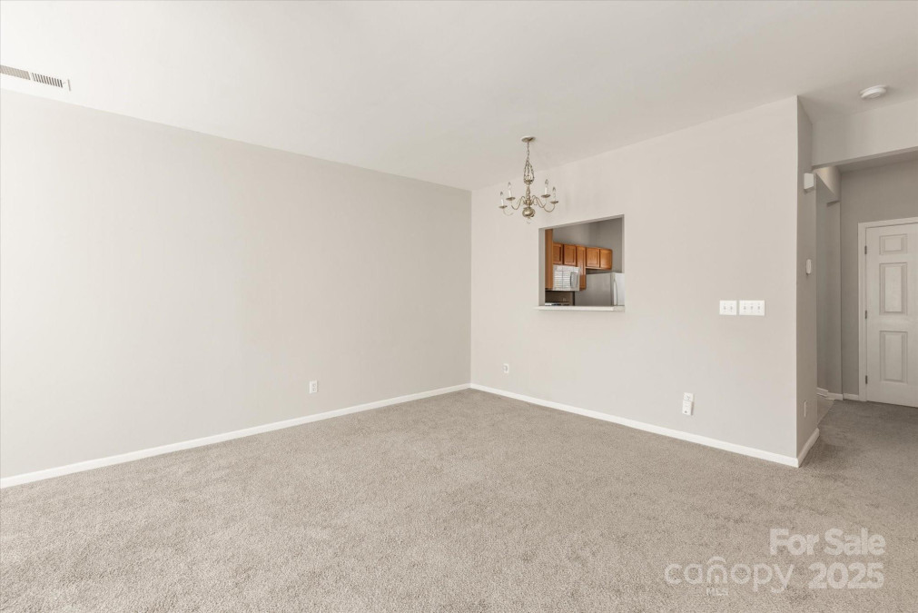 8177 Millwright Ln Charlotte, NC 28277