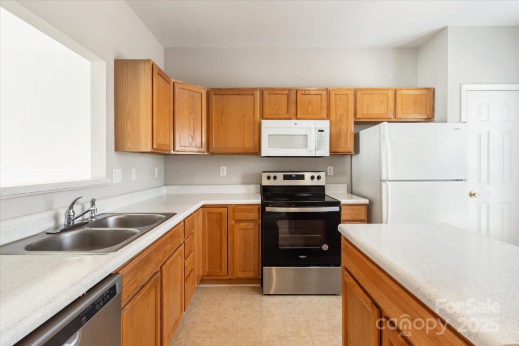 8177 Millwright Ln Charlotte, NC 28277