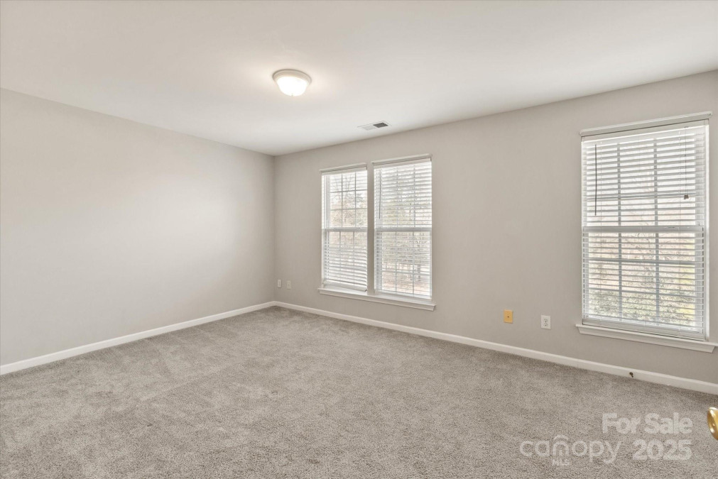 8177 Millwright Ln Charlotte, NC 28277