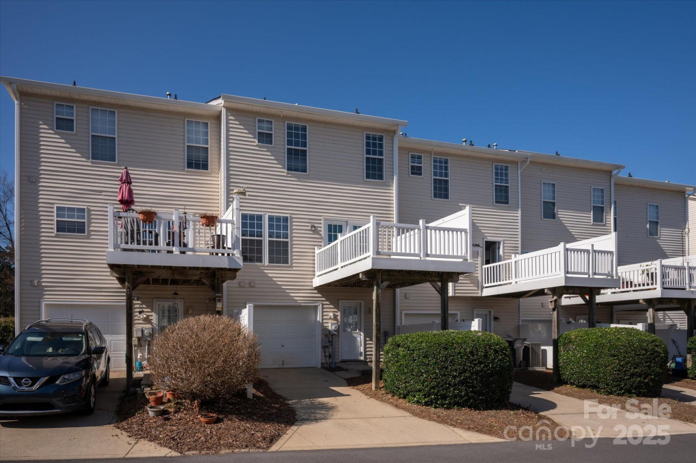8177 Millwright Ln Charlotte, NC 28277
