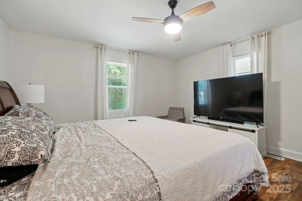 139 5th St Huntersville, NC 28078