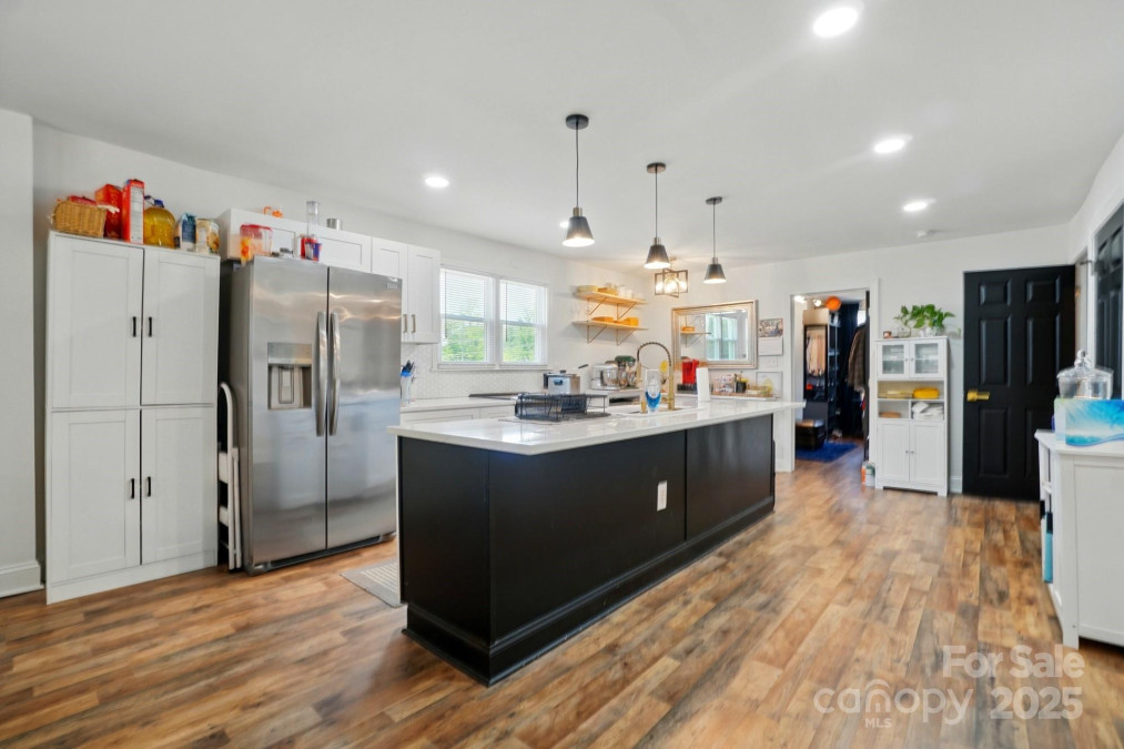 139 5th St Huntersville, NC 28078