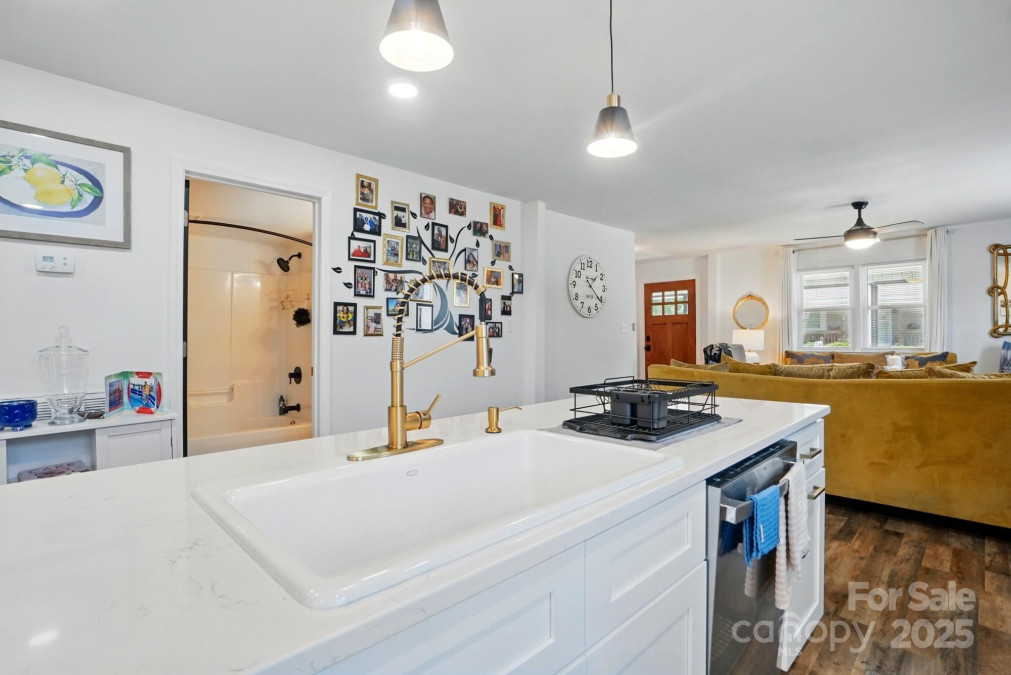 139 5th St Huntersville, NC 28078