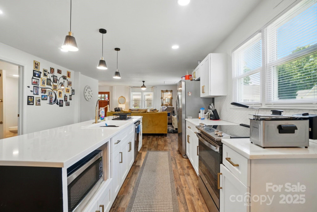 139 5th St Huntersville, NC 28078