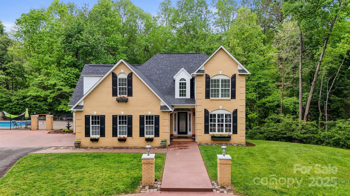 3125 Arden Way Claremont, NC 28610