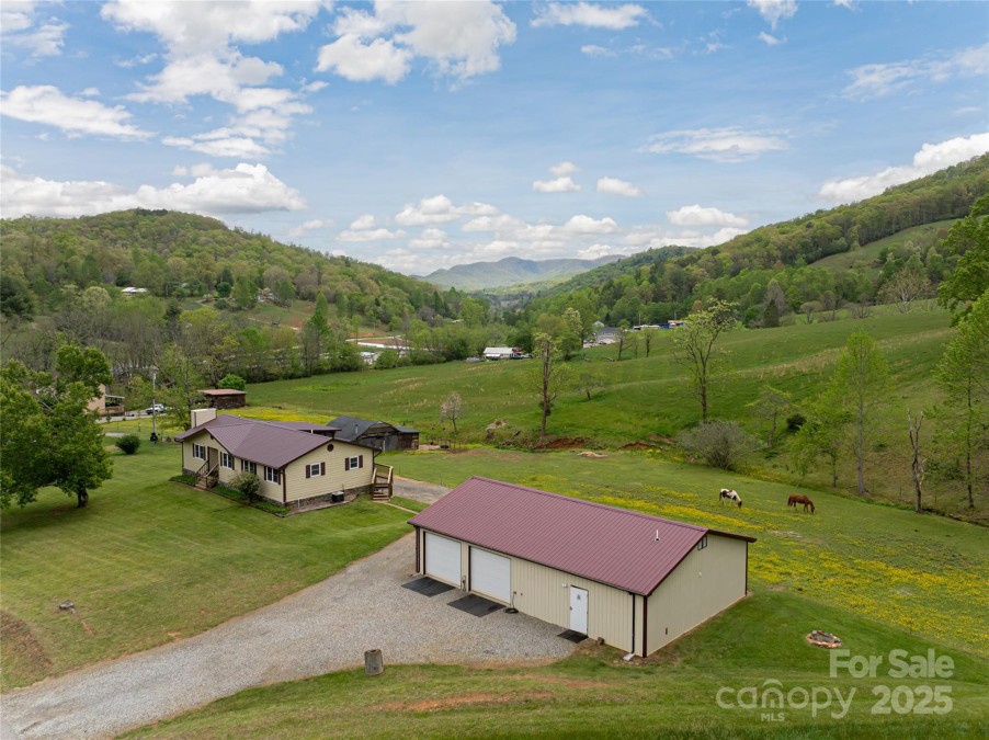 281 Curtis Creek Rd Candler, NC 28715