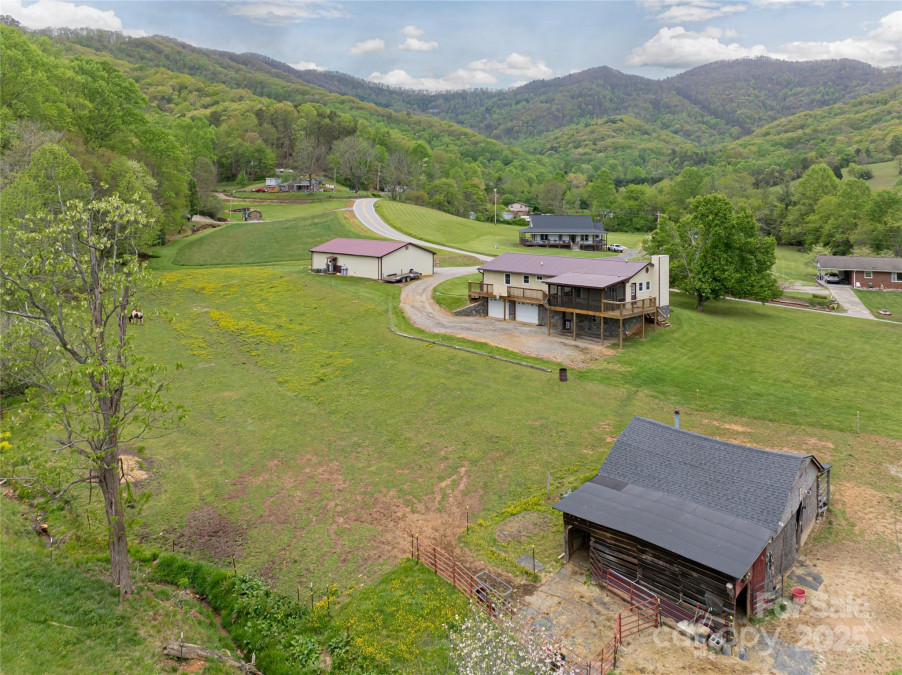 281 Curtis Creek Rd Candler, NC 28715
