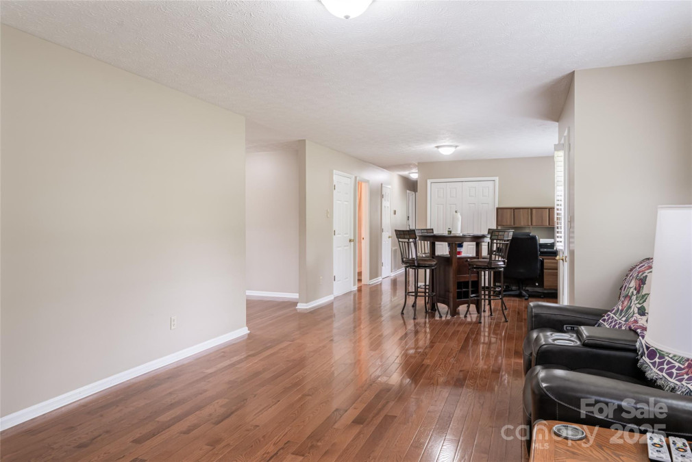 281 Curtis Creek Rd Candler, NC 28715
