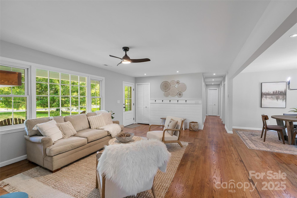 75 White Pine Dr Fletcher, NC 28732