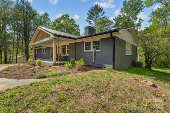 75 White Pine Dr Fletcher, NC 28732
