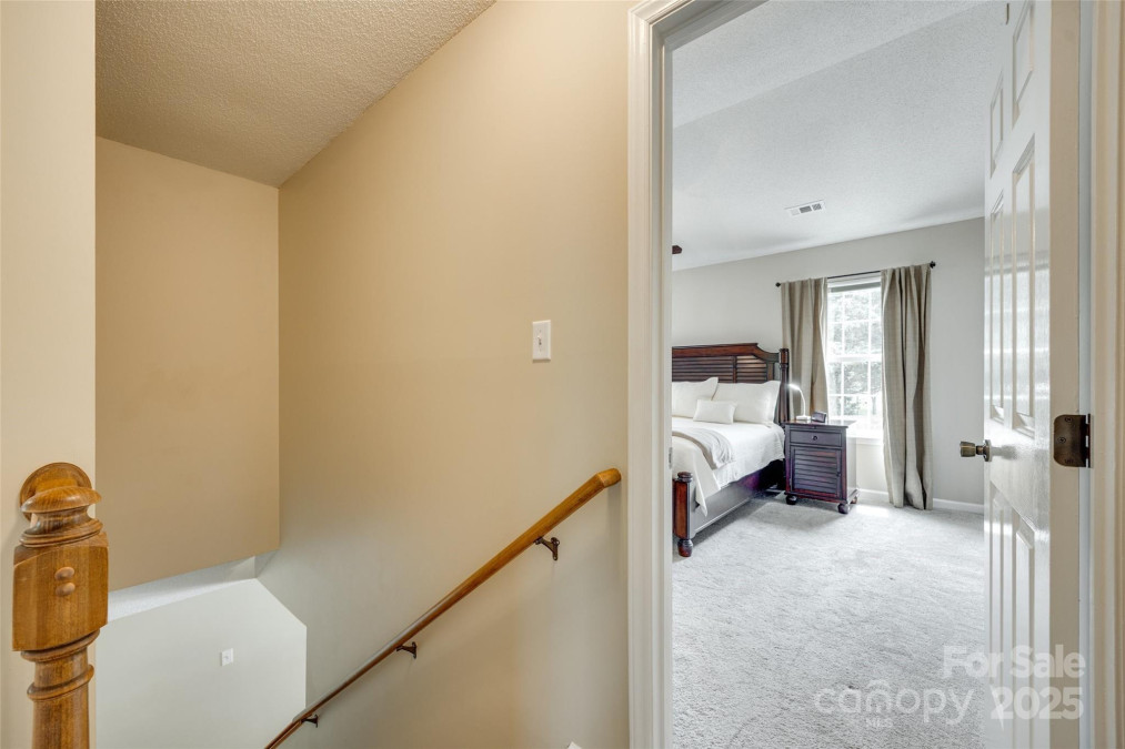 15306 Gower Ct Charlotte, NC 28278