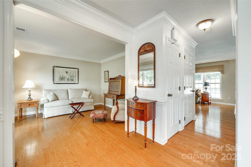 15306 Gower Ct Charlotte, NC 28278