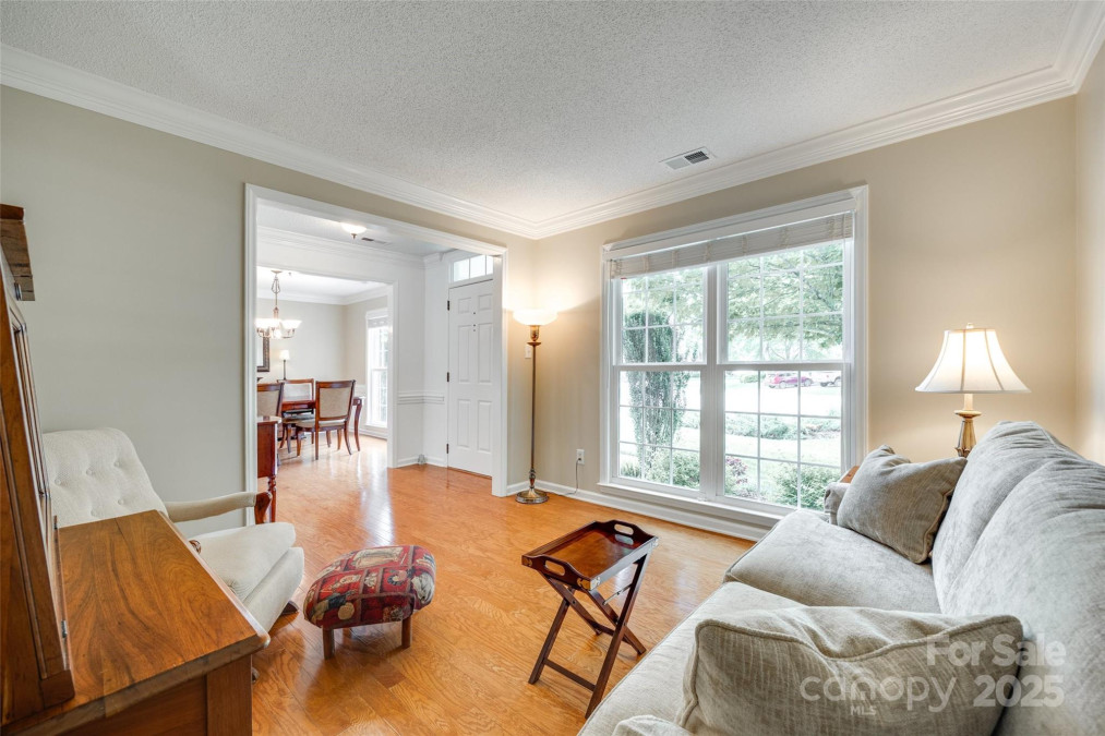 15306 Gower Ct Charlotte, NC 28278