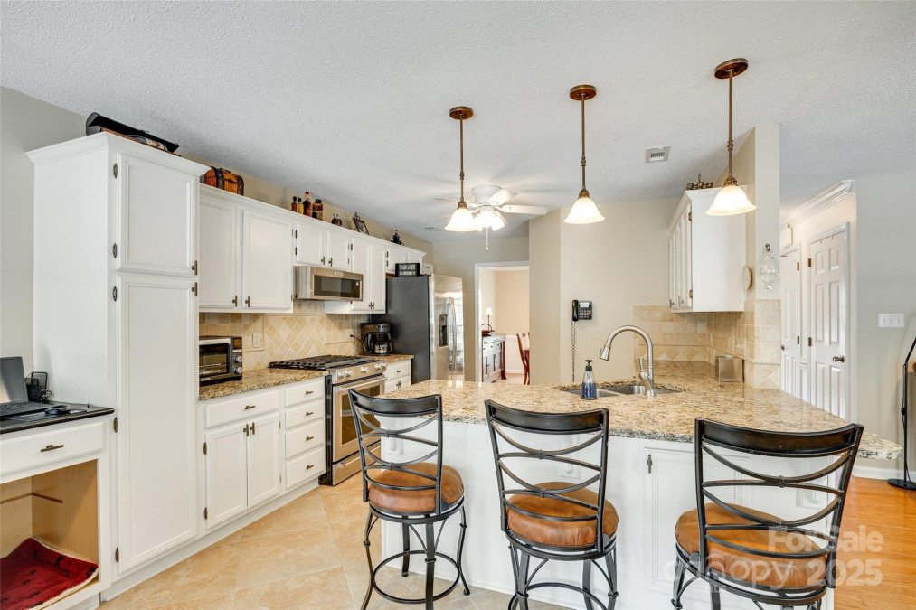 15306 Gower Ct Charlotte, NC 28278