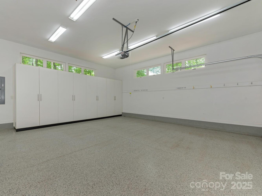 3385 Rainbow Dr Marvin, NC 28173