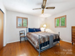 1017 Temon St Hendersonville, NC 28739