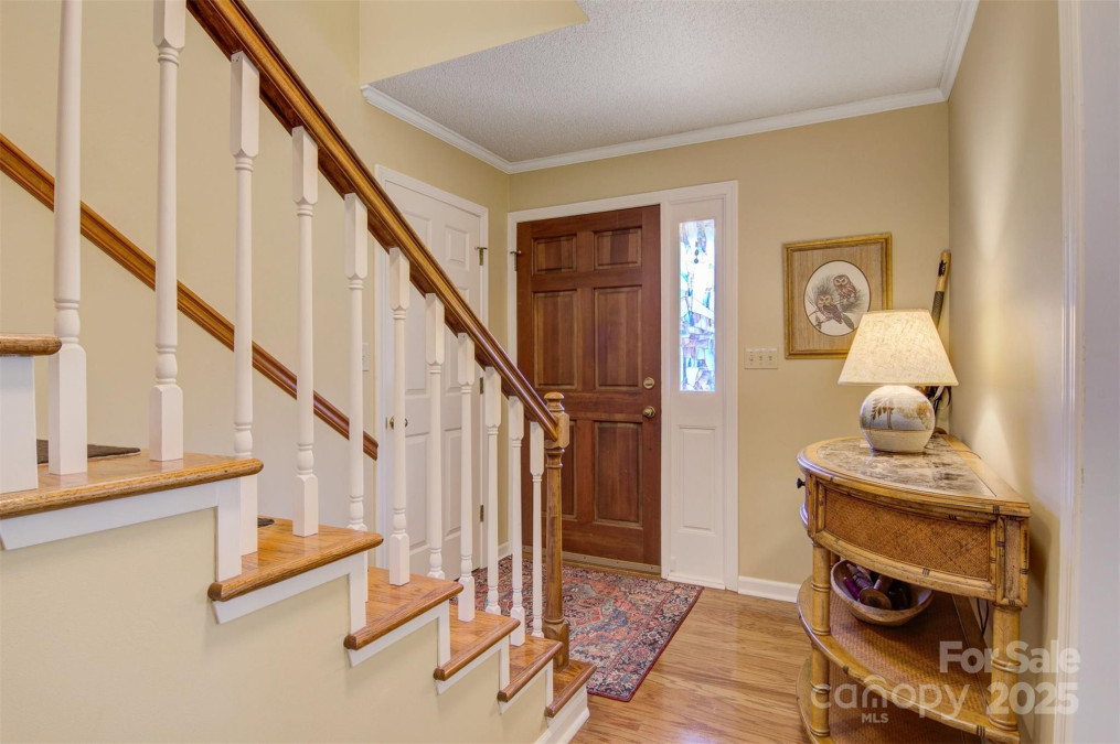 3022 8th Street Ct Hickory, NC 28601