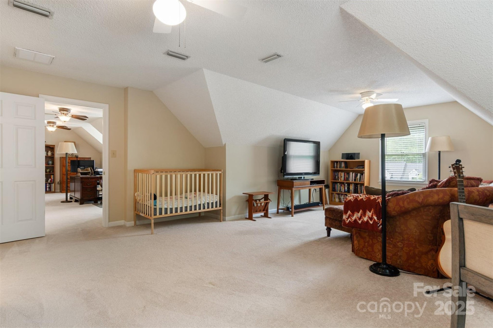 3022 8th Street Ct Hickory, NC 28601