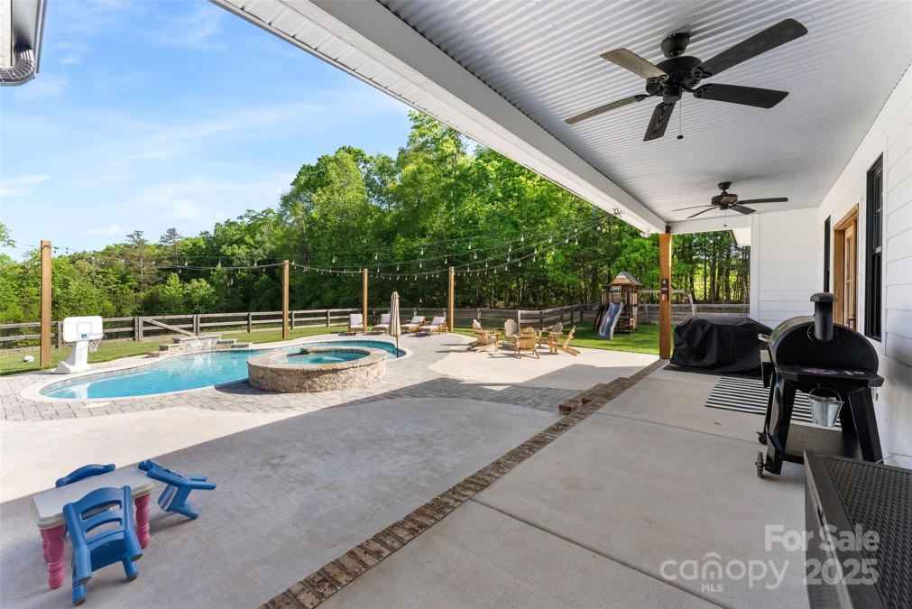 4453 Buffalo Shoals Rd Maiden, NC 28650