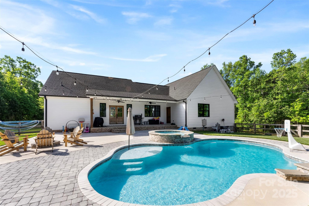 4453 Buffalo Shoals Rd Maiden, NC 28650