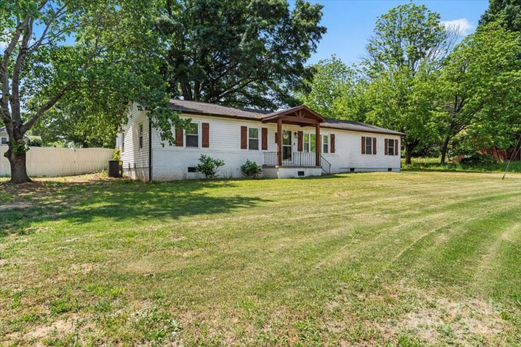 135 Mcshag Dr Kannapolis, NC 28081